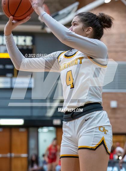 Thumbnail 2 in Red Springs @ Fairmont (Robeson County Shootout) photogallery.