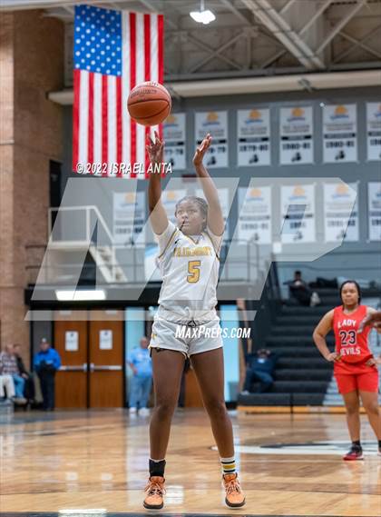 Thumbnail 3 in Red Springs @ Fairmont (Robeson County Shootout) photogallery.