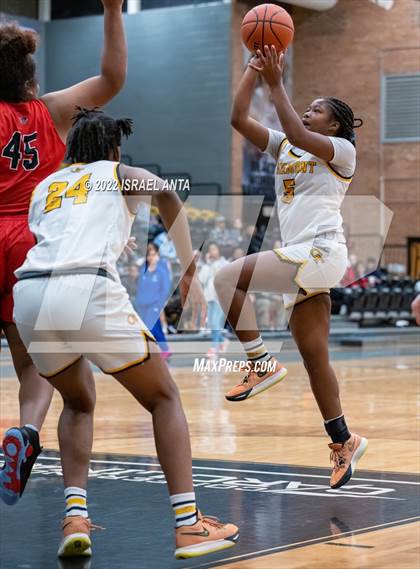 Thumbnail 1 in Red Springs @ Fairmont (Robeson County Shootout) photogallery.