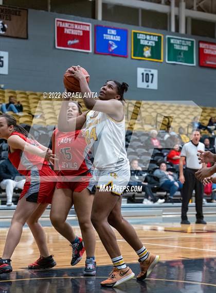 Thumbnail 3 in Red Springs @ Fairmont (Robeson County Shootout) photogallery.