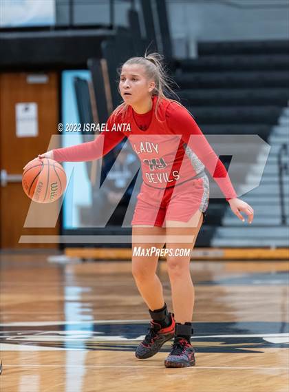 Thumbnail 2 in Red Springs @ Fairmont (Robeson County Shootout) photogallery.