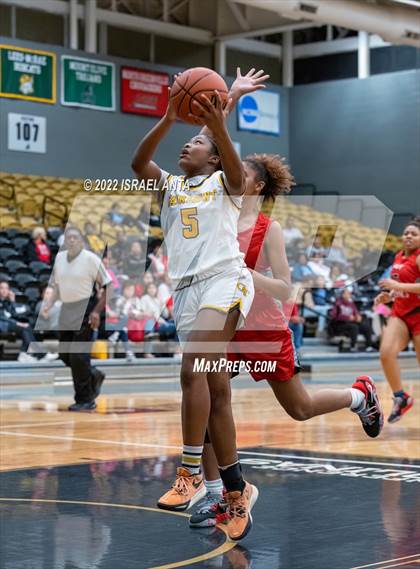 Thumbnail 3 in Red Springs @ Fairmont (Robeson County Shootout) photogallery.