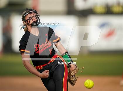 Thumbnail 2 in Albany @ Brusly (LHSAA Division 2 Non-Select Round 2) photogallery.