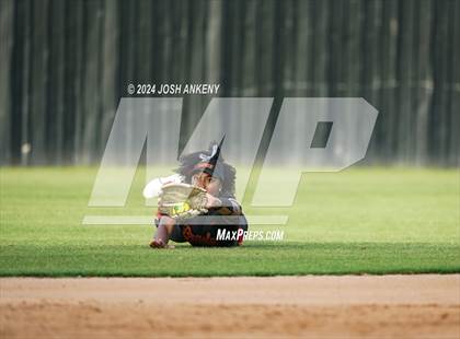 Thumbnail 2 in Albany @ Brusly (LHSAA Division 2 Non-Select Round 2) photogallery.