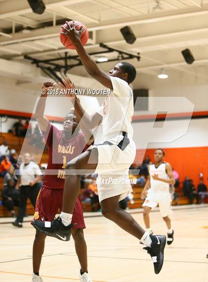 Thumbnail 2 in Douglas Byrd @ South View photogallery.