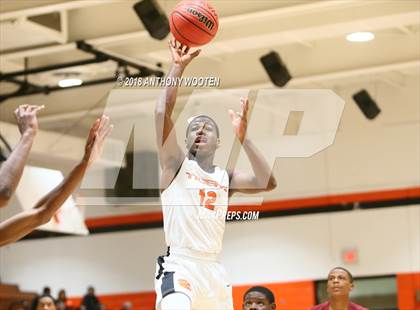 Thumbnail 3 in Douglas Byrd @ South View photogallery.