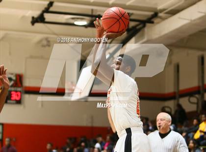 Thumbnail 3 in Douglas Byrd @ South View photogallery.