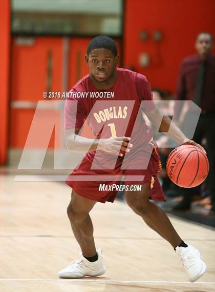Thumbnail 3 in Douglas Byrd @ South View photogallery.