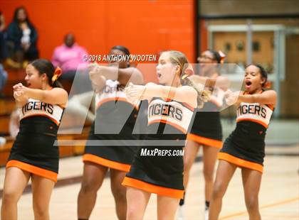Thumbnail 2 in Douglas Byrd @ South View photogallery.