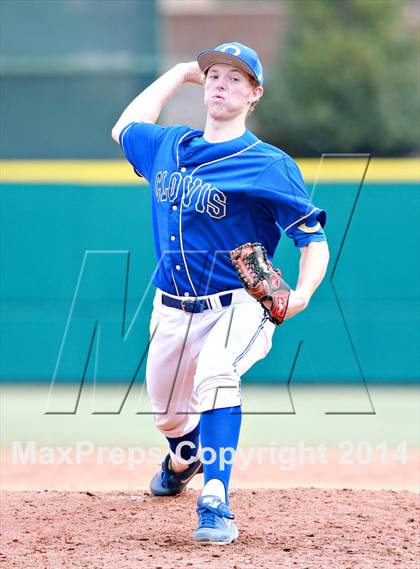 Thumbnail 1 in The First Academy vs. Clovis (National High School Invitational) photogallery.