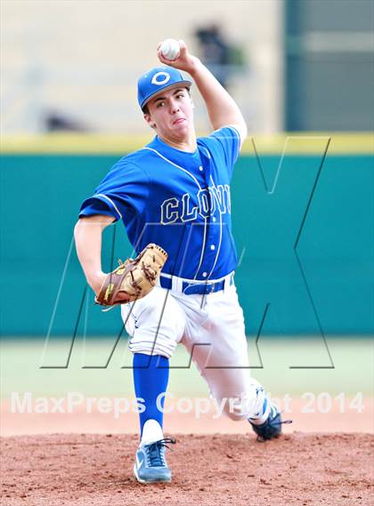 Thumbnail 1 in The First Academy vs. Clovis (National High School Invitational) photogallery.