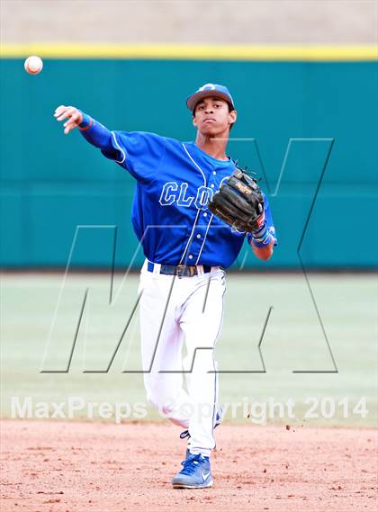 Thumbnail 1 in The First Academy vs. Clovis (National High School Invitational) photogallery.