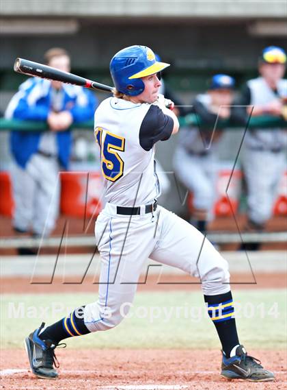 Thumbnail 3 in The First Academy vs. Clovis (National High School Invitational) photogallery.