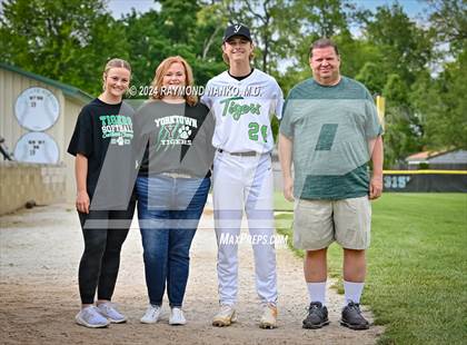 Thumbnail 1 in Yorktown Senior Night  photogallery.