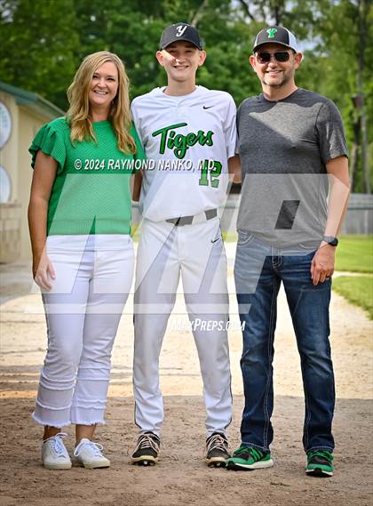 Thumbnail 2 in Yorktown Senior Night  photogallery.