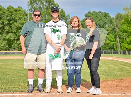 Thumbnail 3 in Yorktown Senior Night  photogallery.