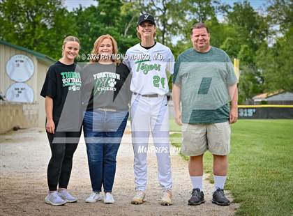 Thumbnail 3 in Yorktown Senior Night  photogallery.