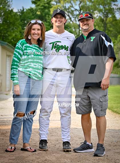 Thumbnail 2 in Yorktown Senior Night  photogallery.