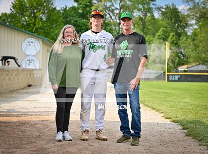 Thumbnail 2 in Yorktown Senior Night  photogallery.
