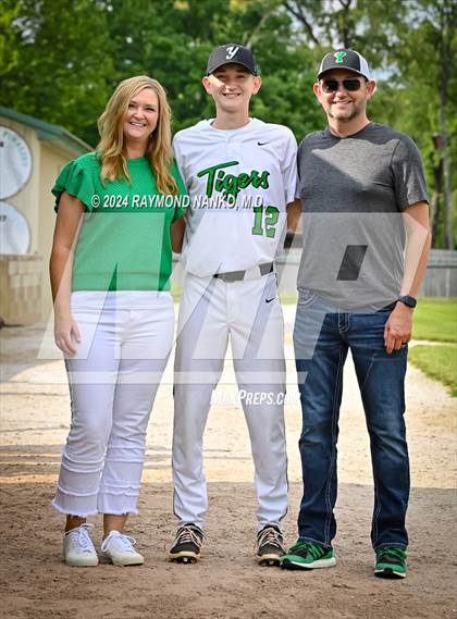 Thumbnail 1 in Yorktown Senior Night  photogallery.