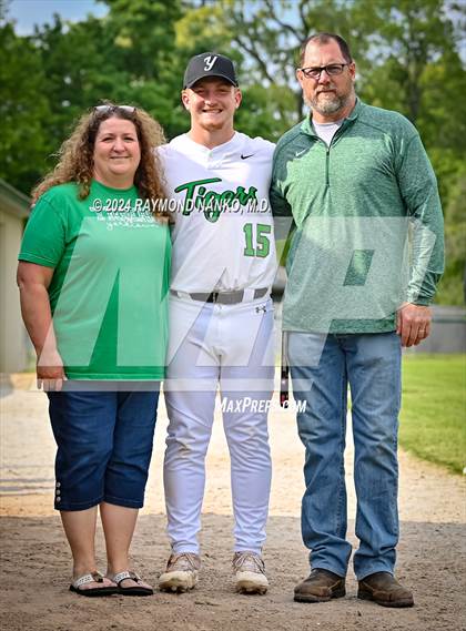 Thumbnail 2 in Yorktown Senior Night  photogallery.