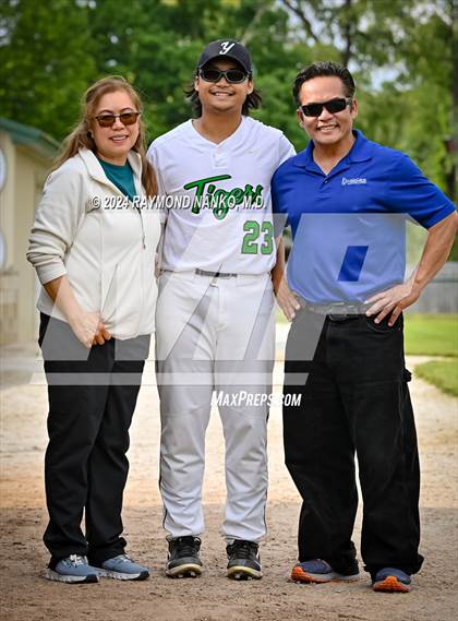 Thumbnail 1 in Yorktown Senior Night  photogallery.