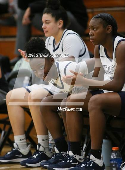 Thumbnail 2 in St. Joseph Notre Dame vs. Centennial (MLK Showcase) photogallery.