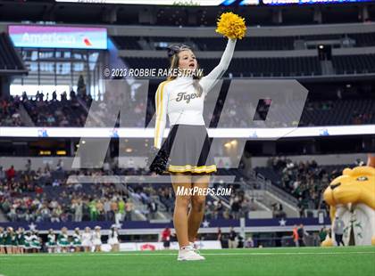 Thumbnail 2 in Franklin vs. Malakoff (UIL Football 3A D1 Final) photogallery.