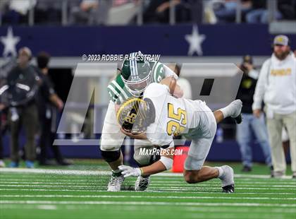 Thumbnail 2 in Franklin vs. Malakoff (UIL Football 3A D1 Final) photogallery.