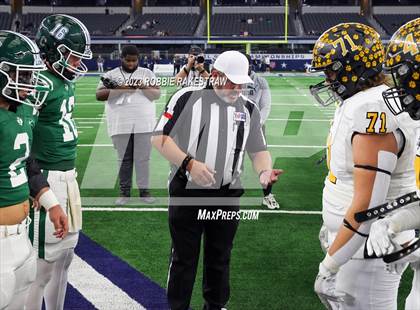 Thumbnail 2 in Franklin vs. Malakoff (UIL Football 3A D1 Final) photogallery.
