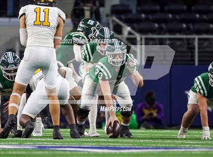 Thumbnail 2 in Franklin vs. Malakoff (UIL Football 3A D1 Final) photogallery.