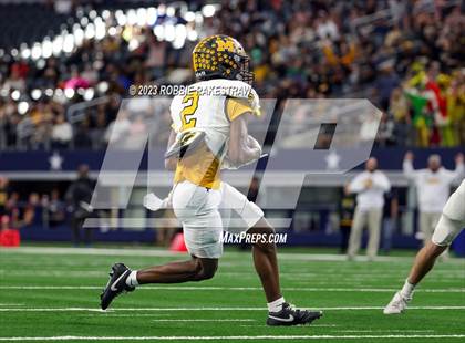 Thumbnail 2 in Franklin vs. Malakoff (UIL Football 3A D1 Final) photogallery.