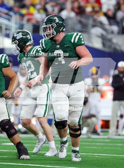 Thumbnail 2 in Franklin vs. Malakoff (UIL Football 3A D1 Final) photogallery.