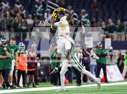 Thumbnail 3 in Franklin vs. Malakoff (UIL Football 3A D1 Final) photogallery.