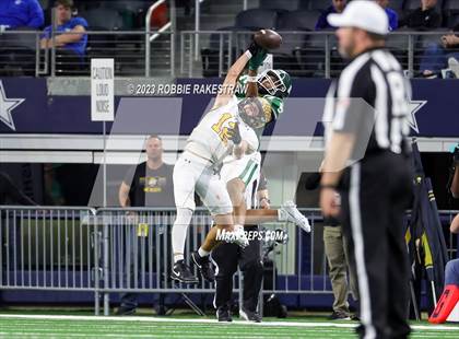 Thumbnail 2 in Franklin vs. Malakoff (UIL Football 3A D1 Final) photogallery.