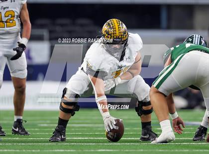 Thumbnail 2 in Franklin vs. Malakoff (UIL Football 3A D1 Final) photogallery.