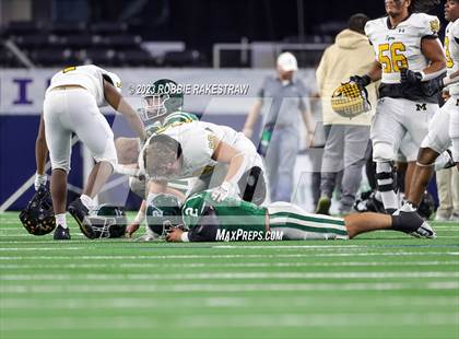 Thumbnail 1 in Franklin vs. Malakoff (UIL Football 3A D1 Final) photogallery.
