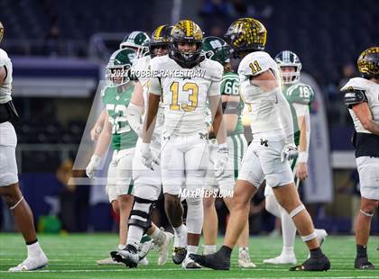 Thumbnail 2 in Franklin vs. Malakoff (UIL Football 3A D1 Final) photogallery.