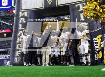 Thumbnail 3 in Franklin vs. Malakoff (UIL Football 3A D1 Final) photogallery.