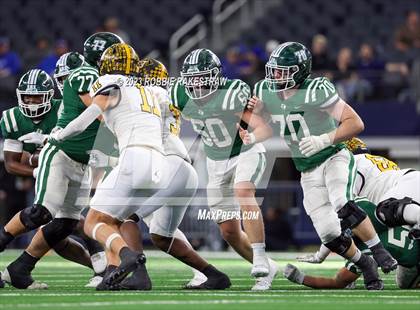 Thumbnail 2 in Franklin vs. Malakoff (UIL Football 3A D1 Final) photogallery.