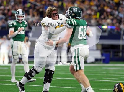 Thumbnail 1 in Franklin vs. Malakoff (UIL Football 3A D1 Final) photogallery.