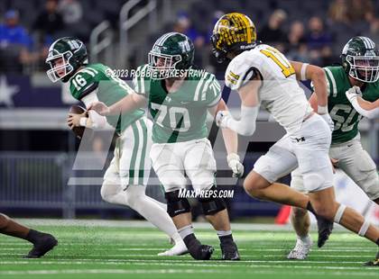 Thumbnail 2 in Franklin vs. Malakoff (UIL Football 3A D1 Final) photogallery.