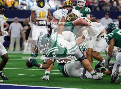 Thumbnail 1 in Franklin vs. Malakoff (UIL Football 3A D1 Final) photogallery.