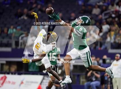 Thumbnail 1 in Franklin vs. Malakoff (UIL Football 3A D1 Final) photogallery.