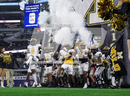 Thumbnail 2 in Franklin vs. Malakoff (UIL Football 3A D1 Final) photogallery.