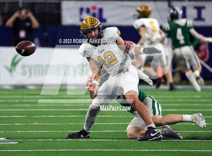 Thumbnail 3 in Franklin vs. Malakoff (UIL Football 3A D1 Final) photogallery.