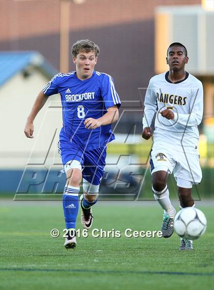 Thumbnail 1 in Brockport @ Spencerport photogallery.