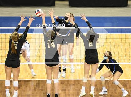 Thumbnail 3 in Grandview @ Mountain Vista (CHSAA 5A Playoff) photogallery.