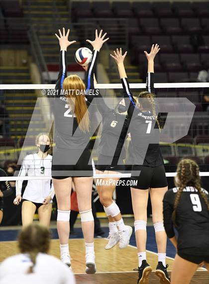 Thumbnail 3 in Grandview @ Mountain Vista (CHSAA 5A Playoff) photogallery.