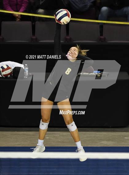 Thumbnail 2 in Grandview @ Mountain Vista (CHSAA 5A Playoff) photogallery.